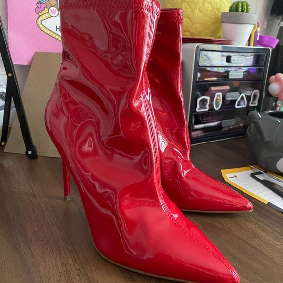 Steve Madden Heel Boot - Size 7.5 - Patent Red (Posse) - Picture 5 of 5